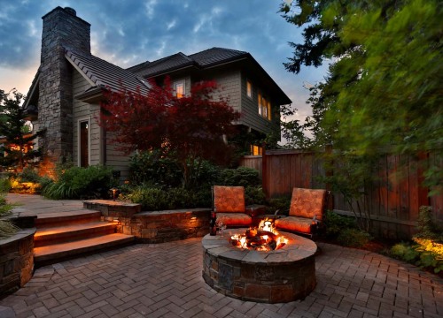 https://www.stangelandlandscape.com/wp-content/uploads/2014/08/evening-firepit-copy-1000x600.jpg