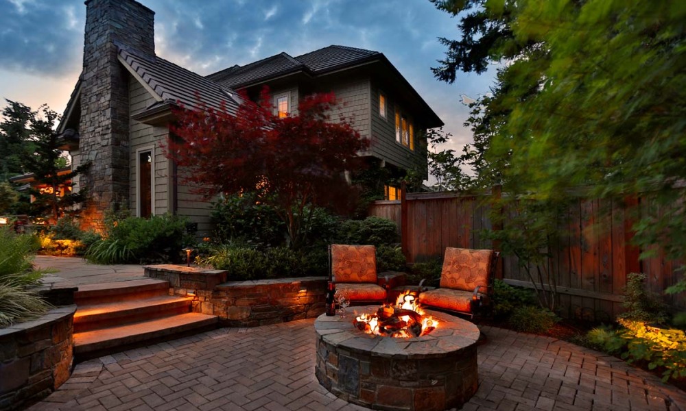 https://www.stangelandlandscape.com/wp-content/uploads/2015/01/evening-firepit-copy-500x360.jpg