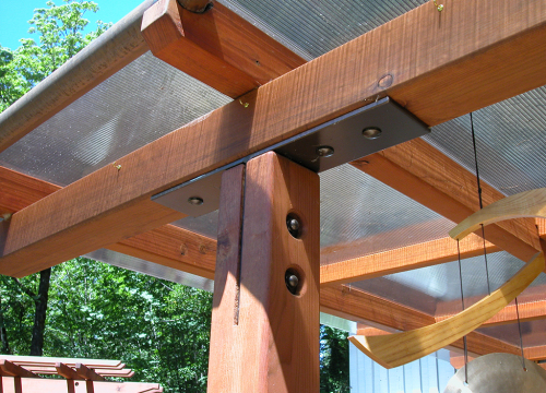 https://www.stangelandlandscape.com/wp-content/uploads/2015/07/deck-canopy-detail-1000x600.jpg